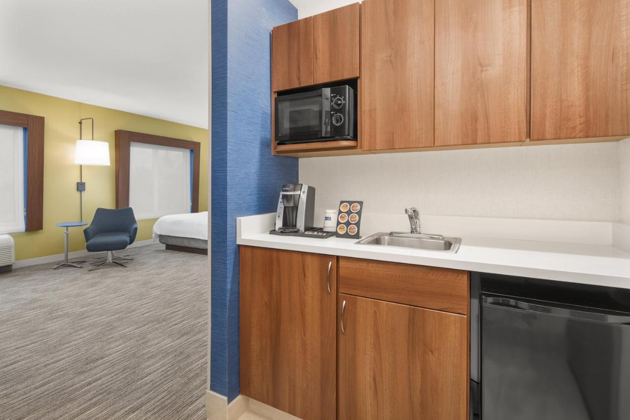 Holiday Inn Express Hotel & Suites Sacramento Airport Natomas, An Ihg Hotel Zimmer foto