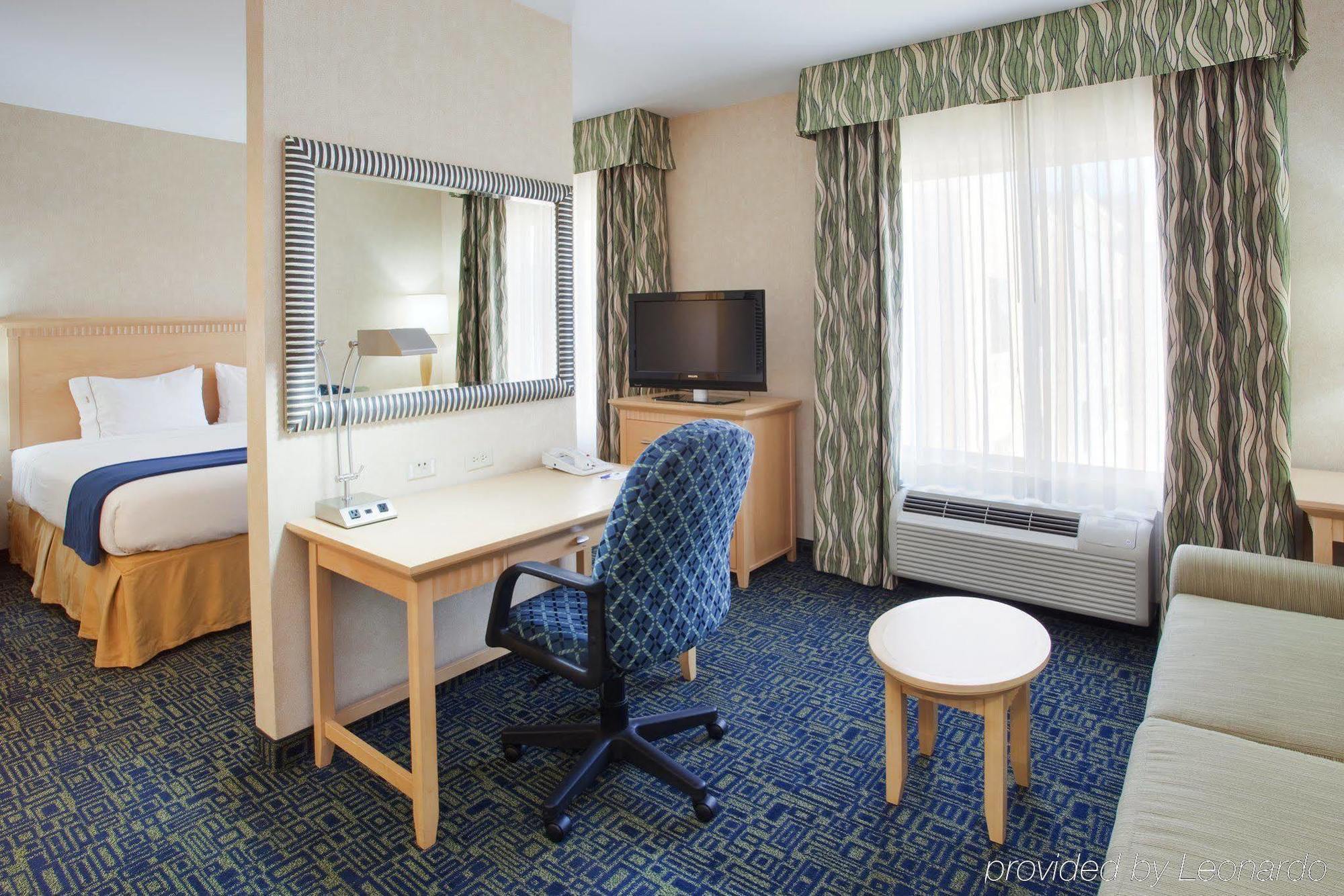 Holiday Inn Express Hotel & Suites Sacramento Airport Natomas, An Ihg Hotel Zimmer foto