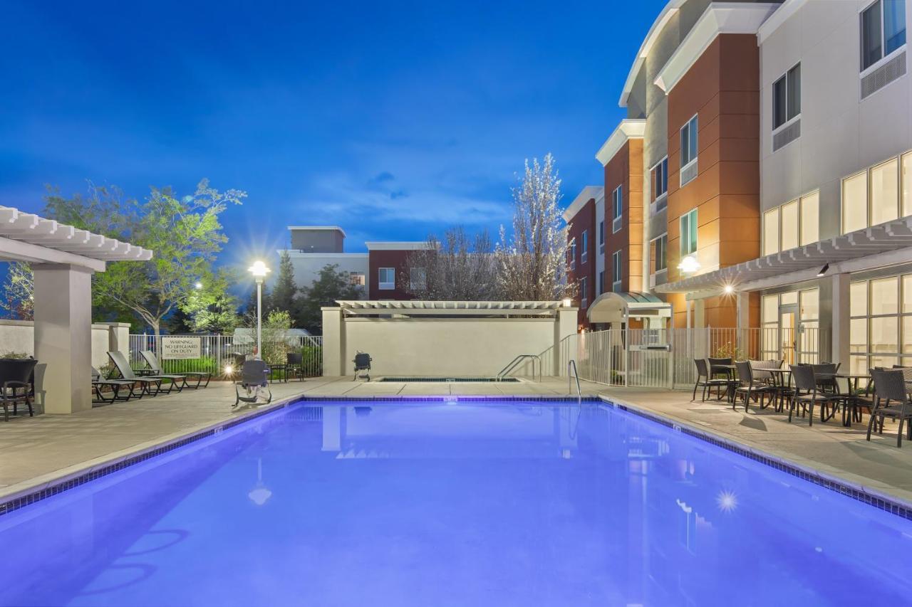 Holiday Inn Express Hotel & Suites Sacramento Airport Natomas, An Ihg Hotel Exterior foto